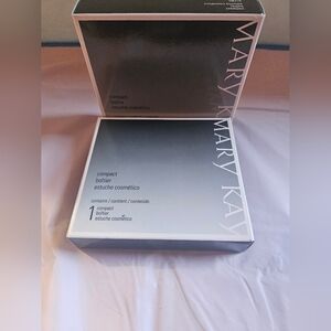 NIB MARY KAY 2 Compacts Magnetic Black